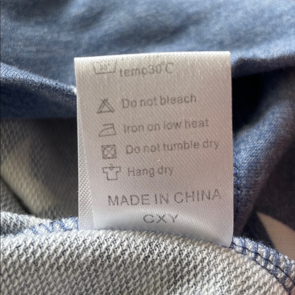 Blue Star Print Long Sleeve Top - Picture 6 of 7